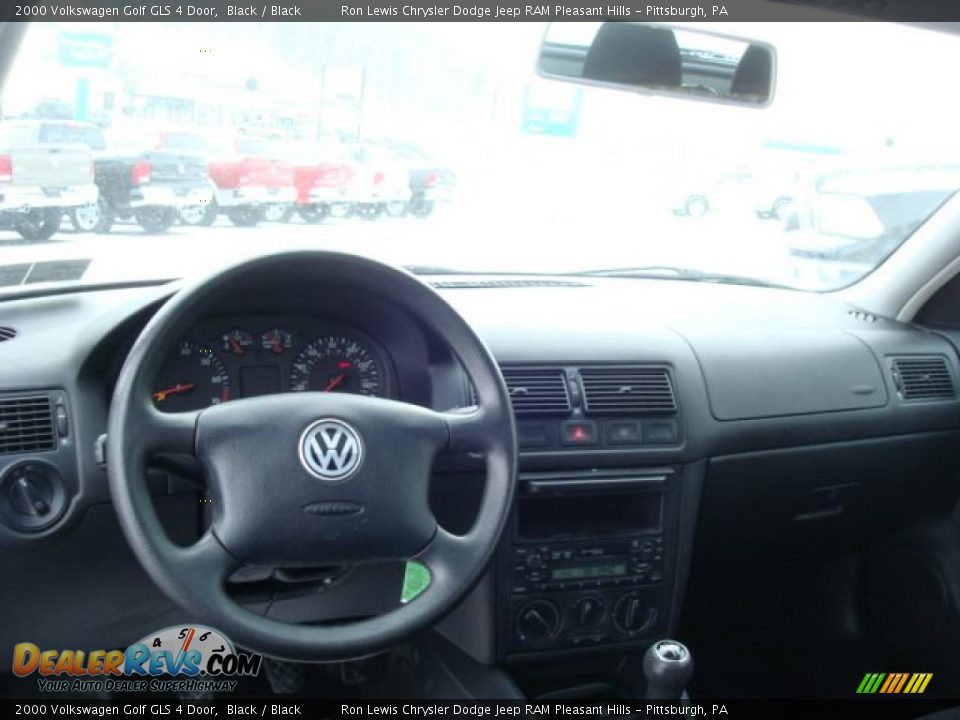 2000 Volkswagen Golf GLS 4 Door Black / Black Photo #20