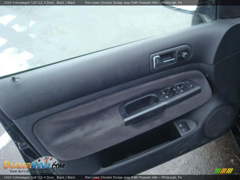2000 Volkswagen Golf GLS 4 Door Black / Black Photo #21