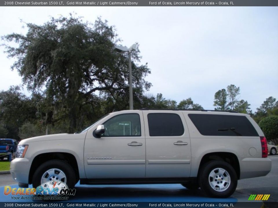 2008 Chevrolet Suburban 1500 LT Gold Mist Metallic / Light Cashmere/Ebony Photo #2