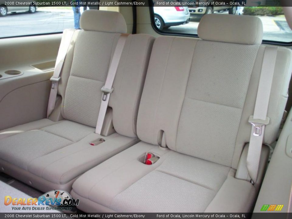 2008 Chevrolet Suburban 1500 LT Gold Mist Metallic / Light Cashmere/Ebony Photo #16