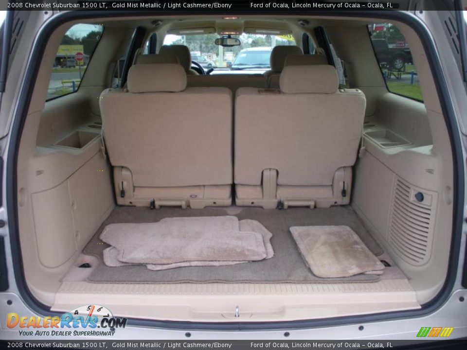 2008 Chevrolet Suburban 1500 LT Gold Mist Metallic / Light Cashmere/Ebony Photo #24