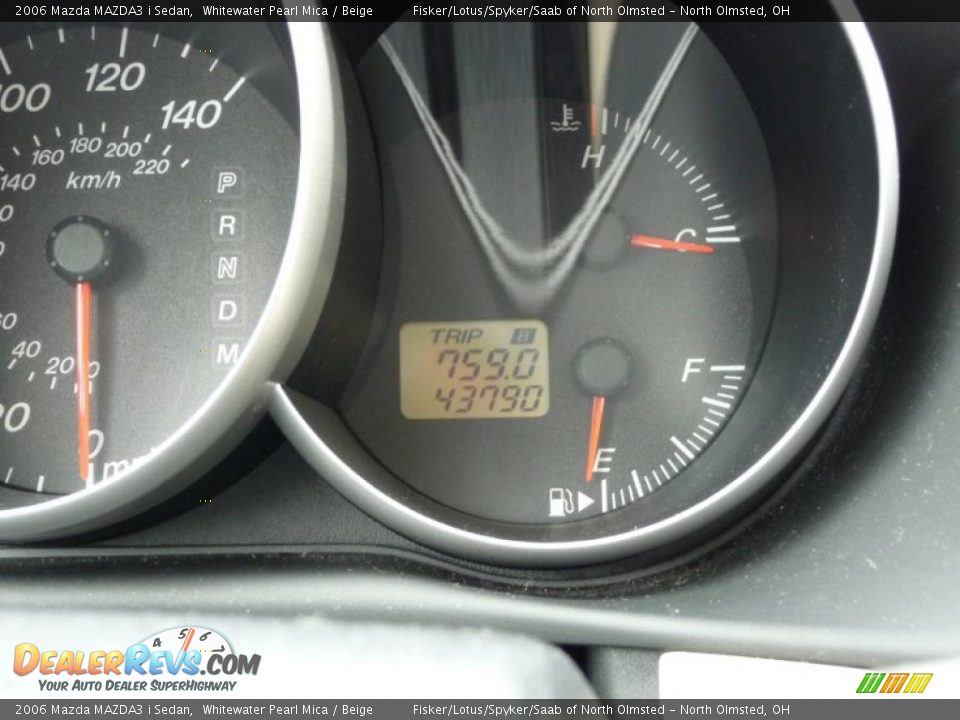 2006 Mazda MAZDA3 i Sedan Whitewater Pearl Mica / Beige Photo #12