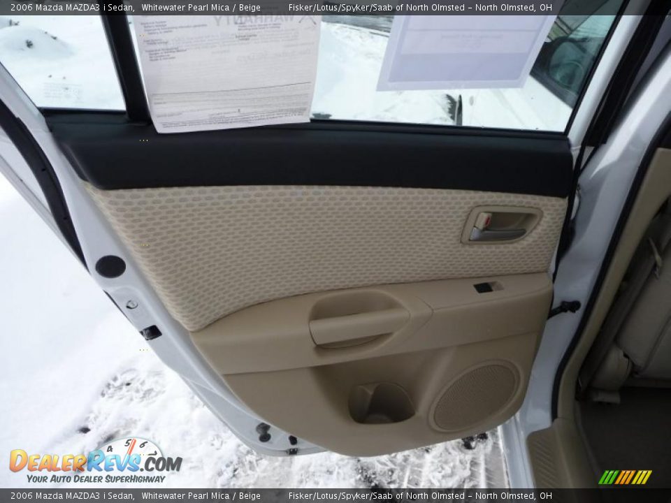 2006 Mazda MAZDA3 i Sedan Whitewater Pearl Mica / Beige Photo #18