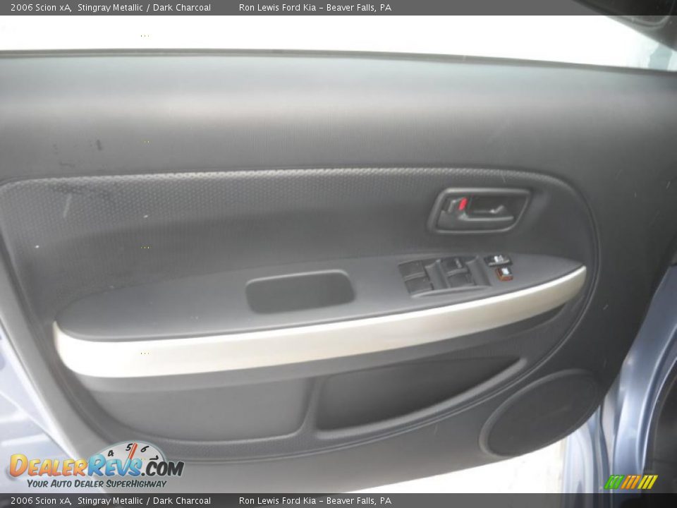 2006 Scion xA Stingray Metallic / Dark Charcoal Photo #6