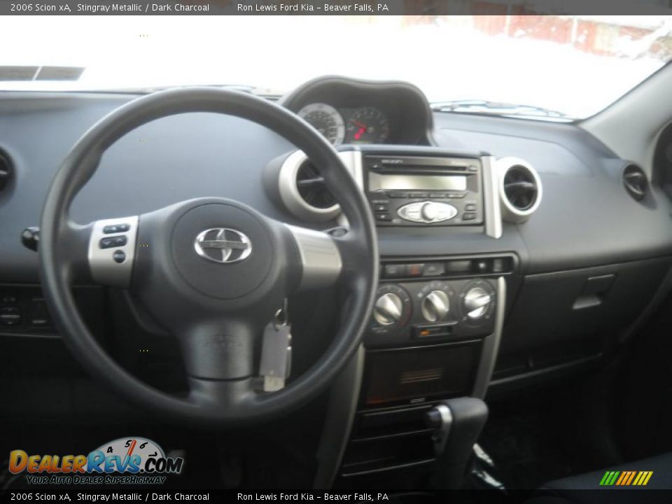2006 Scion xA Stingray Metallic / Dark Charcoal Photo #11