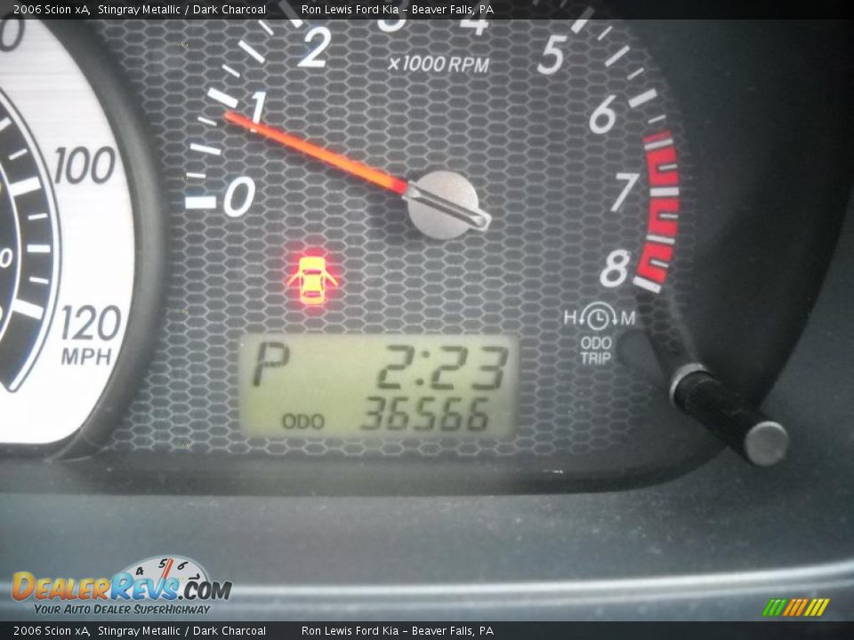 2006 Scion xA Stingray Metallic / Dark Charcoal Photo #25