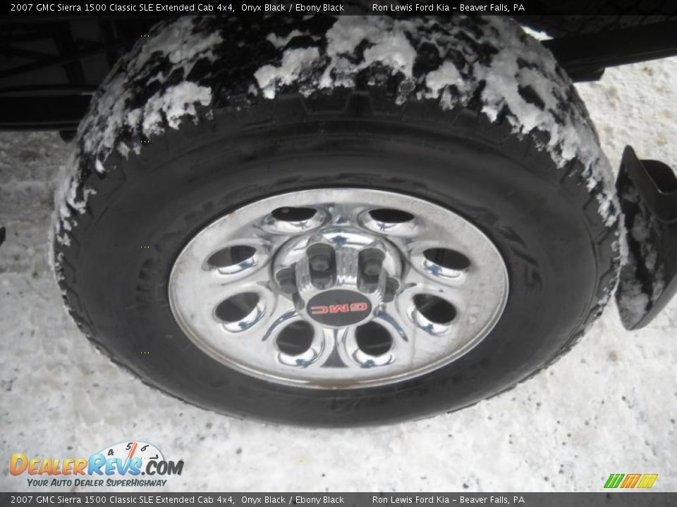 2007 GMC Sierra 1500 Classic SLE Extended Cab 4x4 Onyx Black / Ebony Black Photo #13