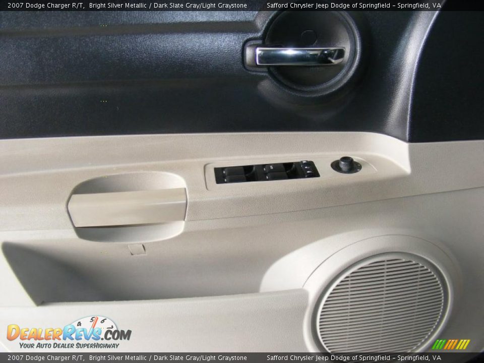 2007 Dodge Charger R/T Bright Silver Metallic / Dark Slate Gray/Light Graystone Photo #15