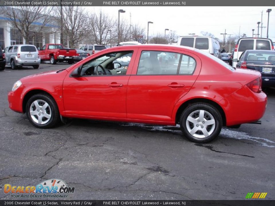 2006 Chevrolet Cobalt LS Sedan Victory Red / Gray Photo #9