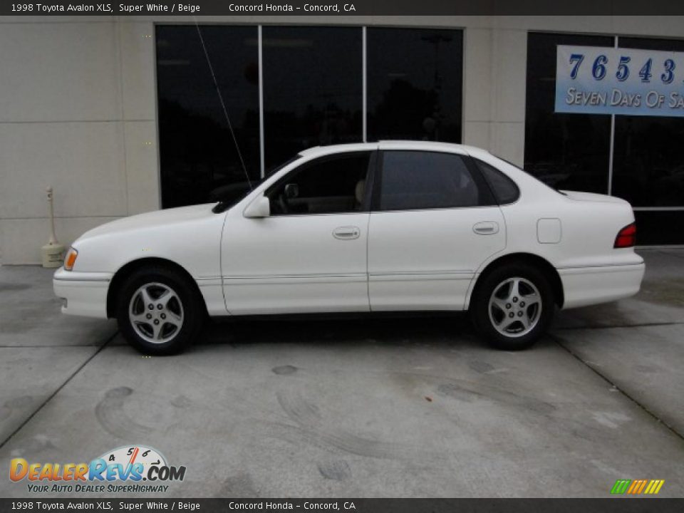 1998 Toyota Avalon XLS Super White / Beige Photo #6