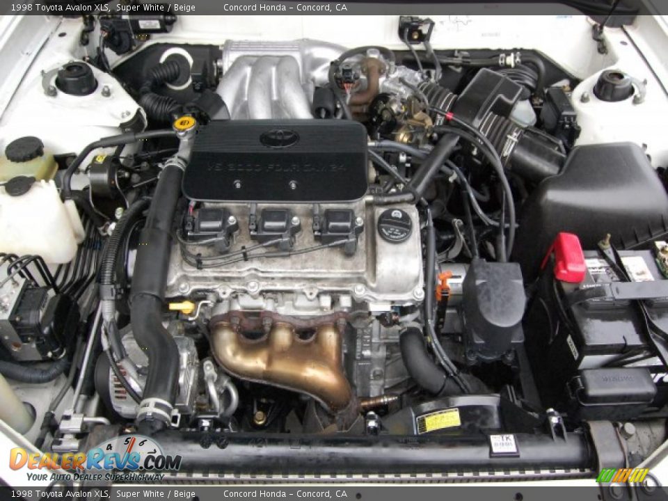 1998 Toyota Avalon XLS Super White / Beige Photo #9