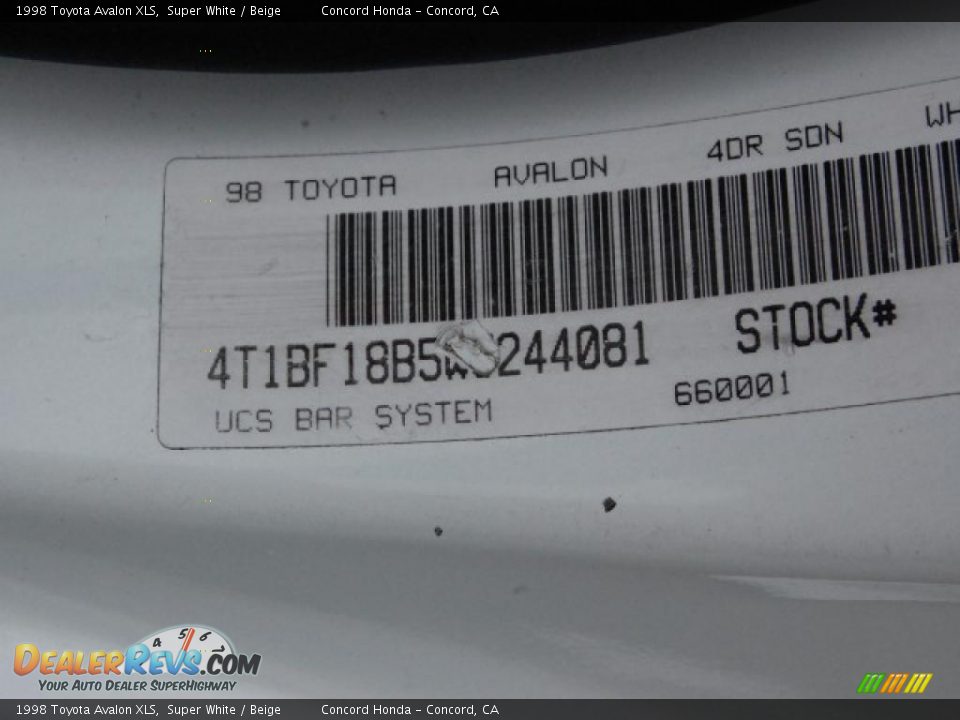 1998 Toyota Avalon XLS Super White / Beige Photo #19