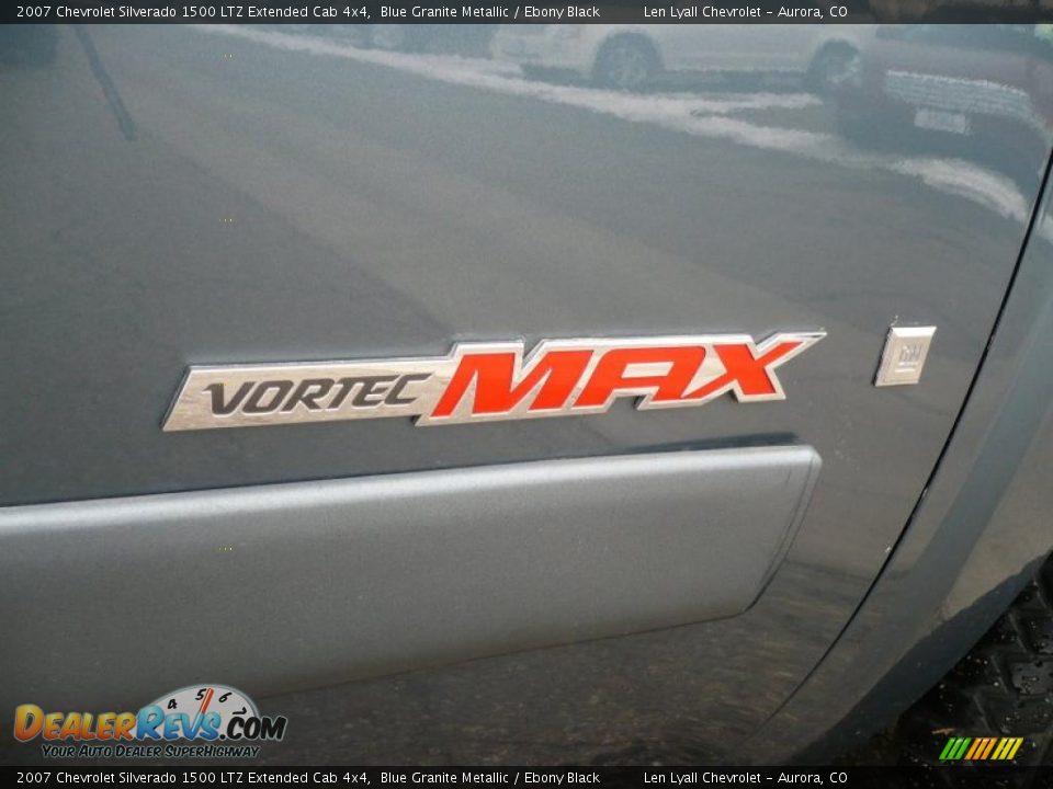 2007 Chevrolet Silverado 1500 LTZ Extended Cab 4x4 Blue Granite Metallic / Ebony Black Photo #17