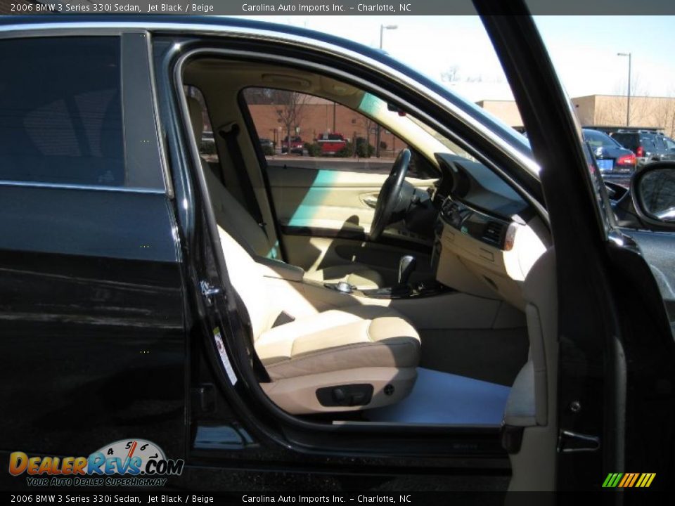 2006 BMW 3 Series 330i Sedan Jet Black / Beige Photo #19