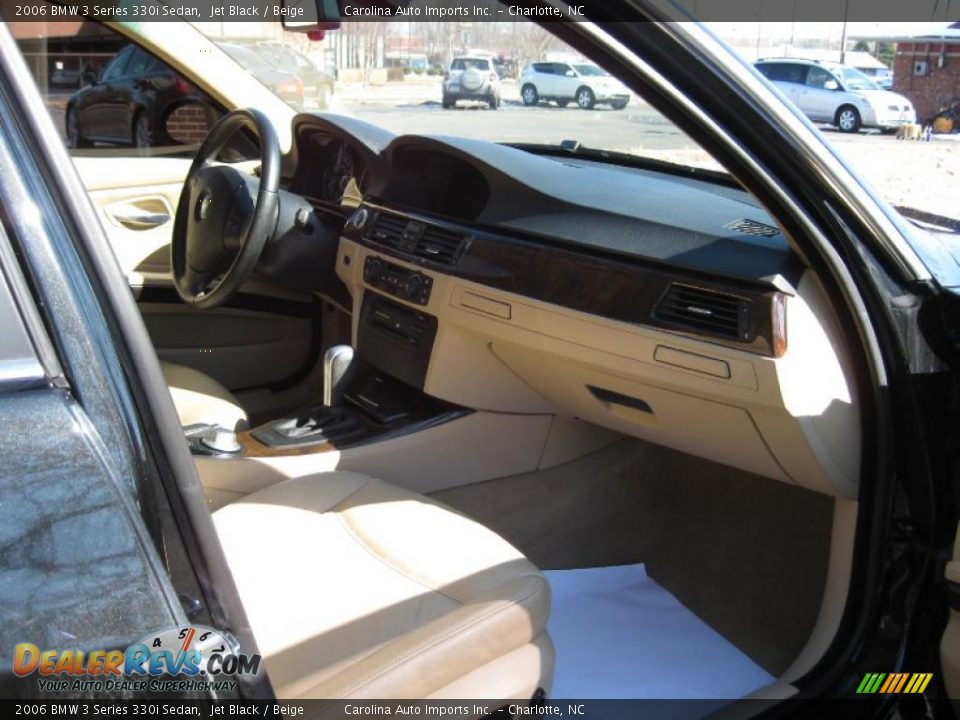 2006 BMW 3 Series 330i Sedan Jet Black / Beige Photo #20