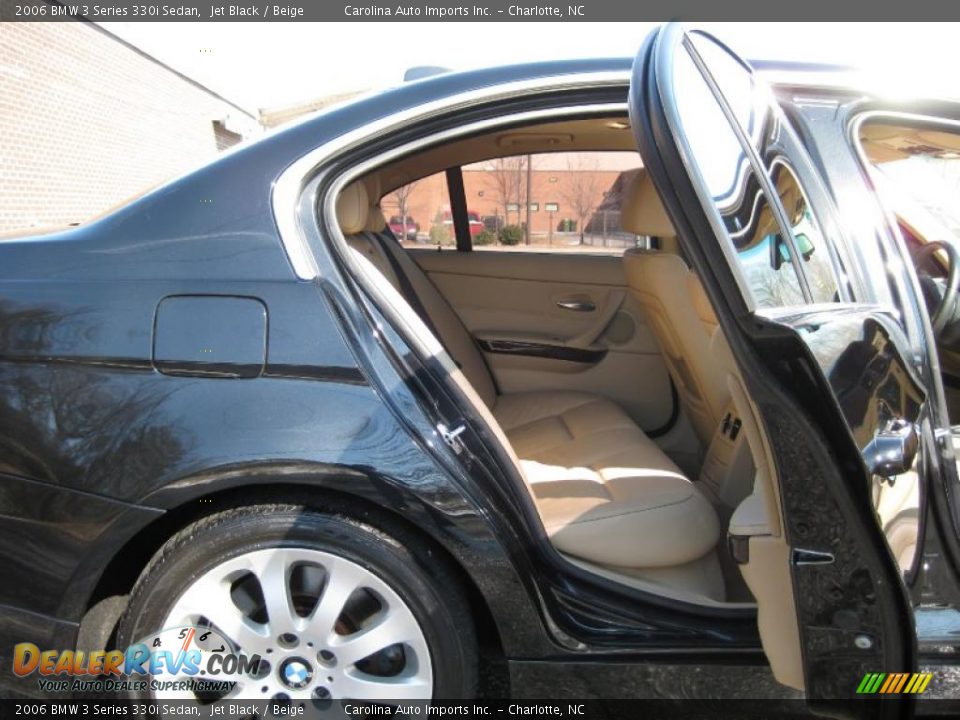 2006 BMW 3 Series 330i Sedan Jet Black / Beige Photo #24