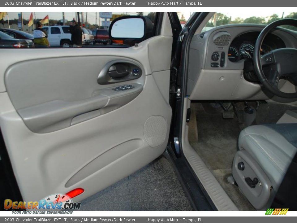 2003 Chevrolet TrailBlazer EXT LT Black / Medium Pewter/Dark Pewter Photo #17