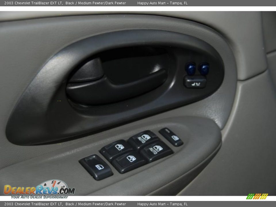 2003 Chevrolet TrailBlazer EXT LT Black / Medium Pewter/Dark Pewter Photo #19
