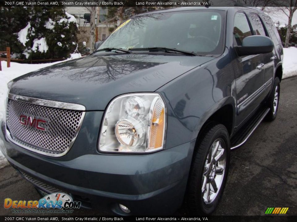 2007 GMC Yukon Denali AWD Stealth Gray Metallic / Ebony Black Photo #1