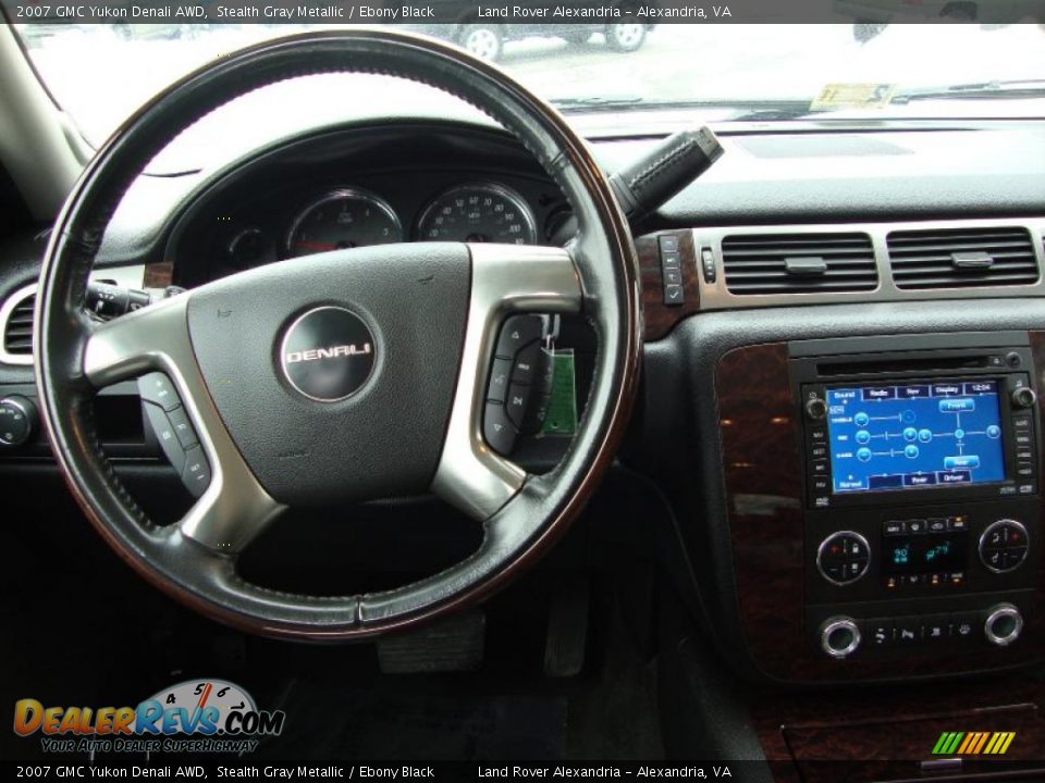2007 GMC Yukon Denali AWD Stealth Gray Metallic / Ebony Black Photo #8