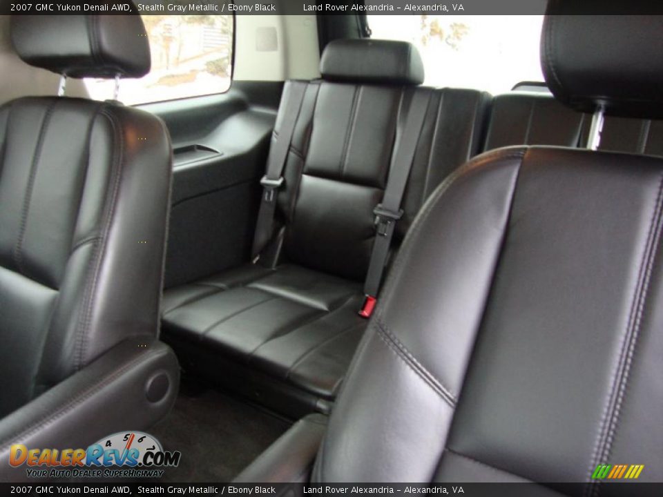2007 GMC Yukon Denali AWD Stealth Gray Metallic / Ebony Black Photo #14
