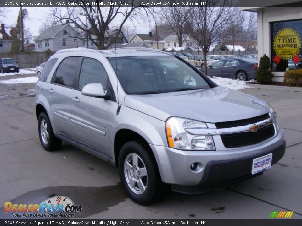 2006 Chevrolet Equinox LT AWD Galaxy Silver Metallic / Light Gray Photo #2