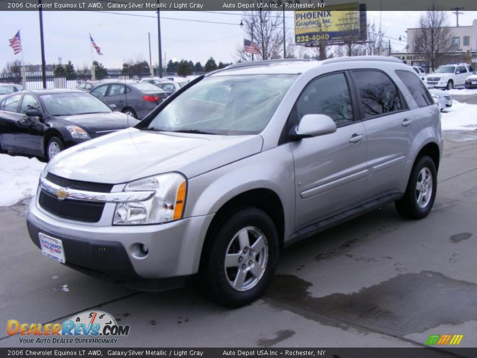 2006 Chevrolet Equinox LT AWD Galaxy Silver Metallic / Light Gray Photo #4