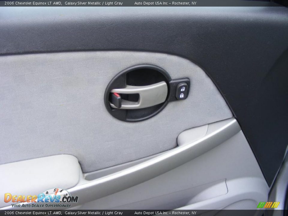 2006 Chevrolet Equinox LT AWD Galaxy Silver Metallic / Light Gray Photo #12