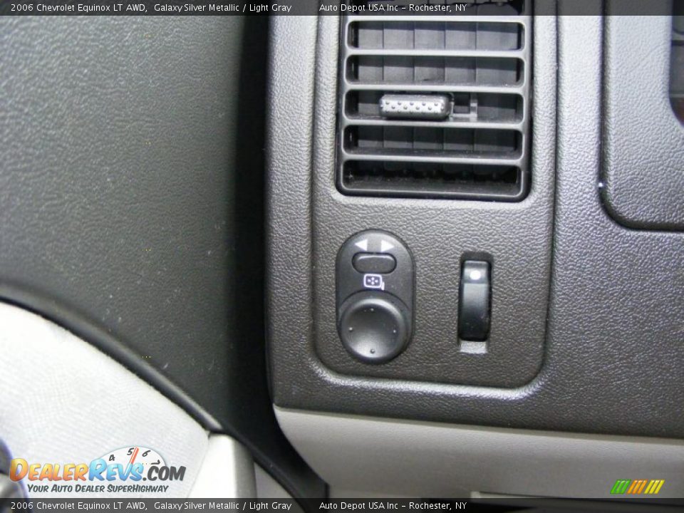 2006 Chevrolet Equinox LT AWD Galaxy Silver Metallic / Light Gray Photo #17
