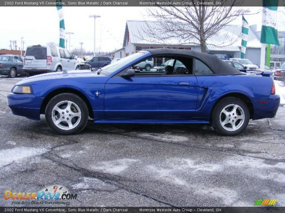 2002 Ford Mustang V6 Convertible Sonic Blue Metallic / Dark Charcoal Photo #2