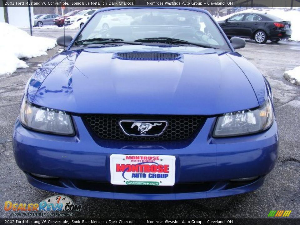 2002 Ford Mustang V6 Convertible Sonic Blue Metallic / Dark Charcoal Photo #9