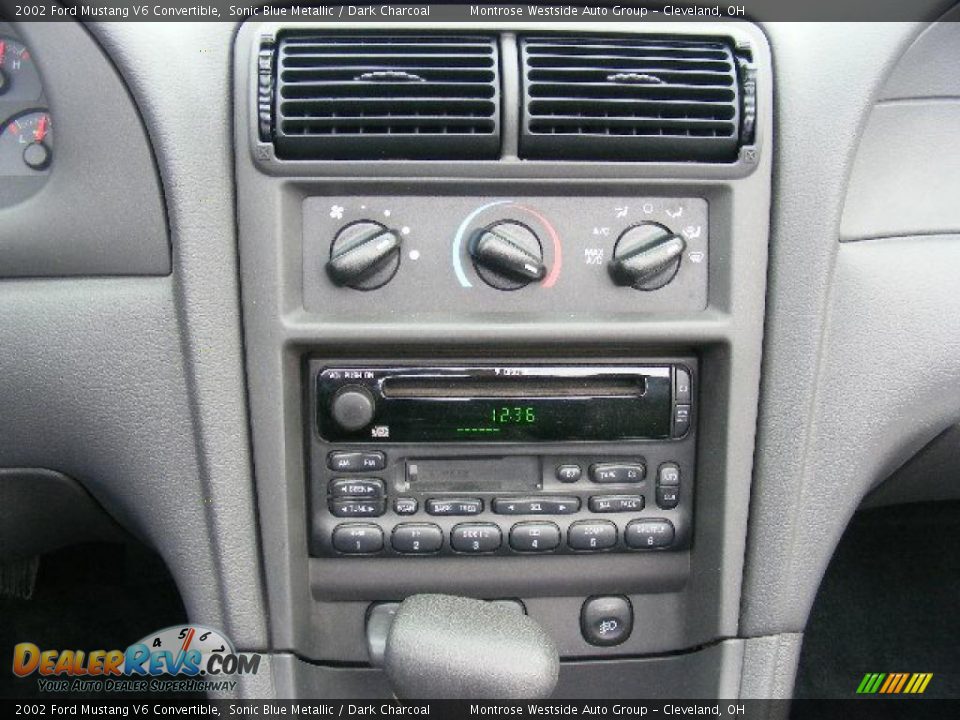 2002 Ford Mustang V6 Convertible Sonic Blue Metallic / Dark Charcoal Photo #19