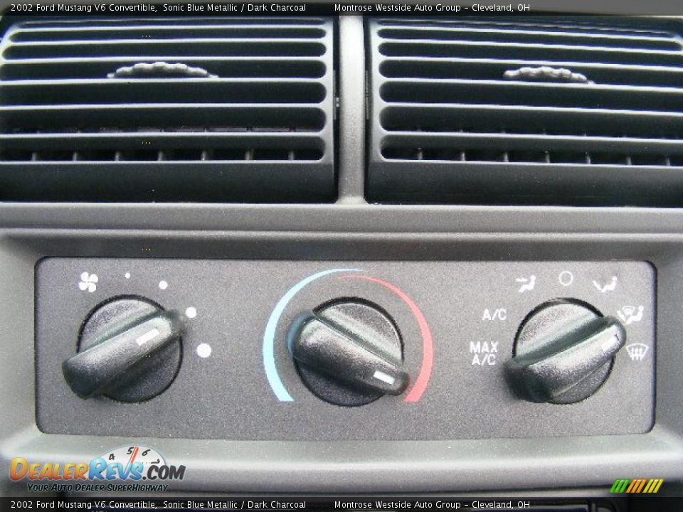 2002 Ford Mustang V6 Convertible Sonic Blue Metallic / Dark Charcoal Photo #20