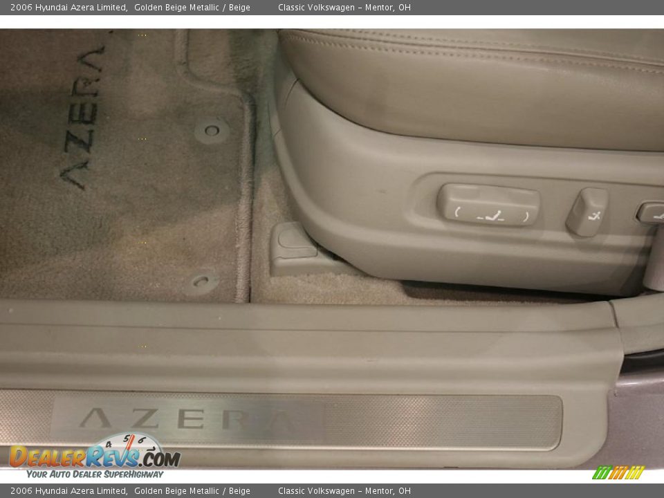 2006 Hyundai Azera Limited Golden Beige Metallic / Beige Photo #10