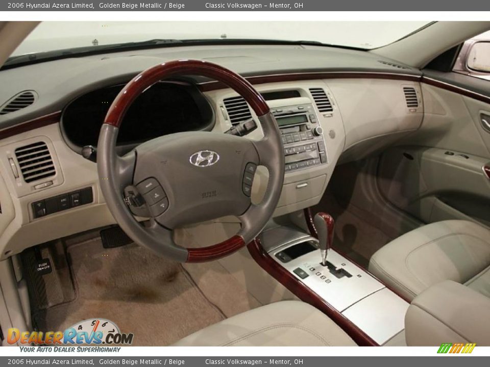 2006 Hyundai Azera Limited Golden Beige Metallic / Beige Photo #13