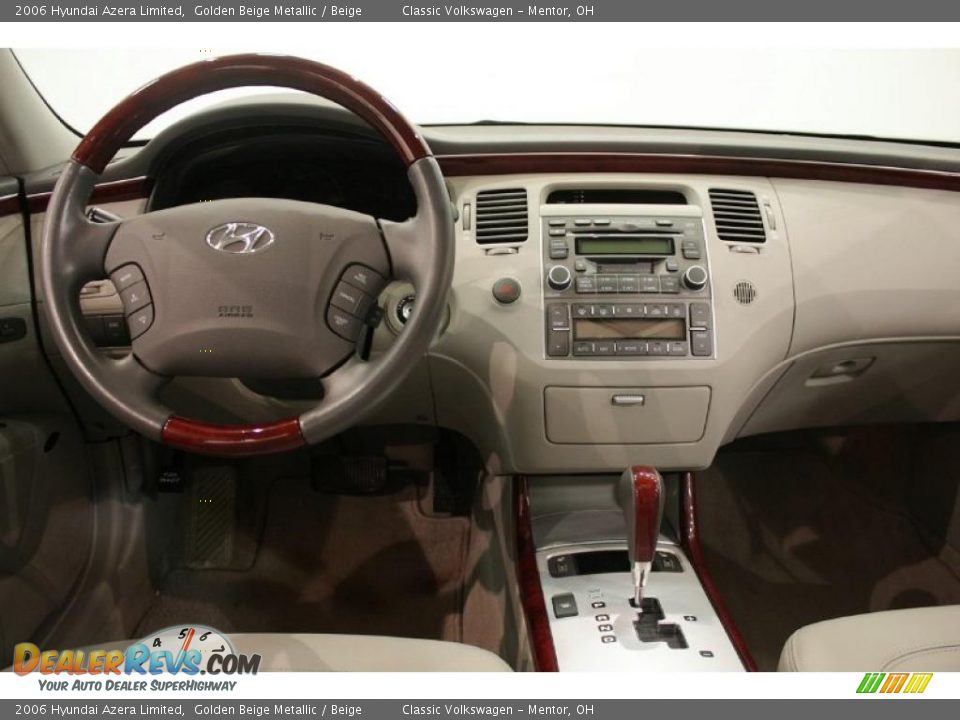 2006 Hyundai Azera Limited Golden Beige Metallic / Beige Photo #22