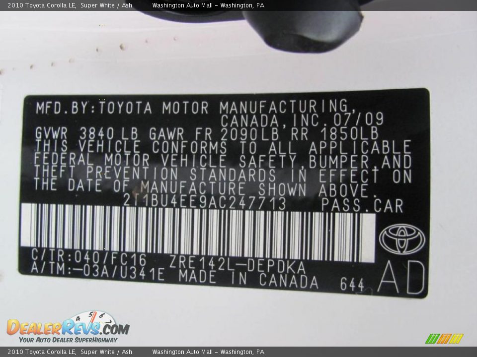 2010 Toyota Corolla LE Super White / Ash Photo #19