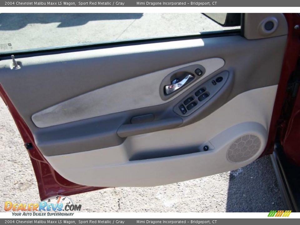 2004 Chevrolet Malibu Maxx LS Wagon Sport Red Metallic / Gray Photo #9