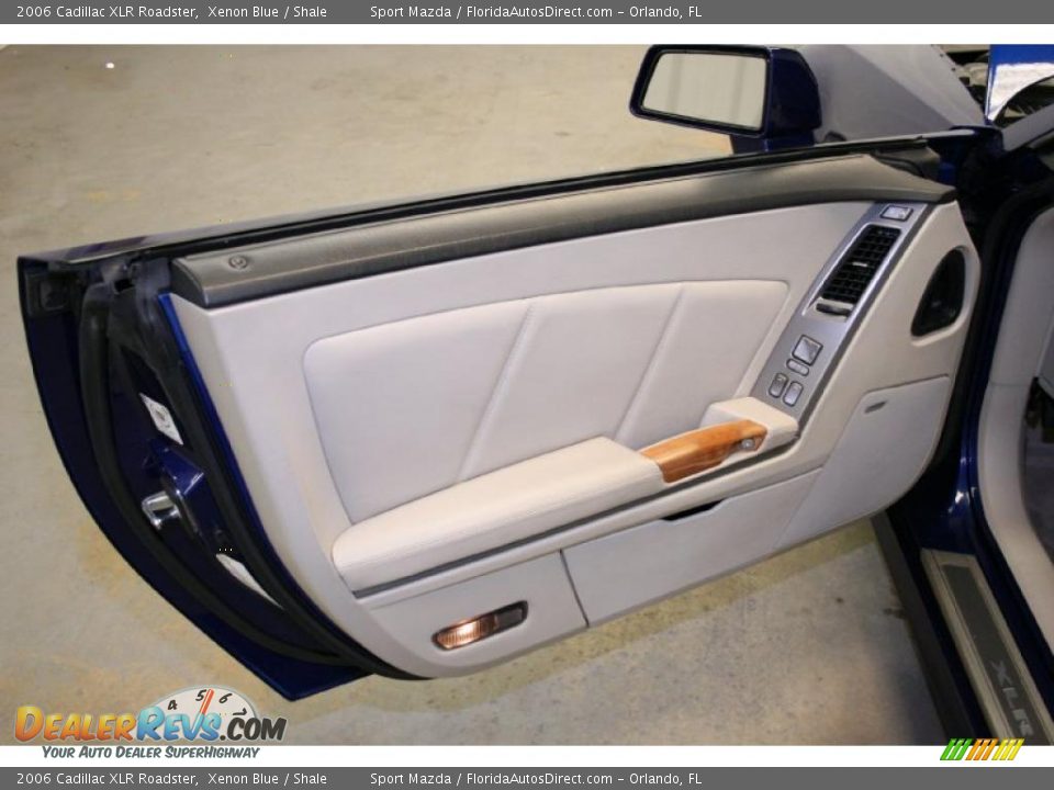 2006 Cadillac XLR Roadster Xenon Blue / Shale Photo #18