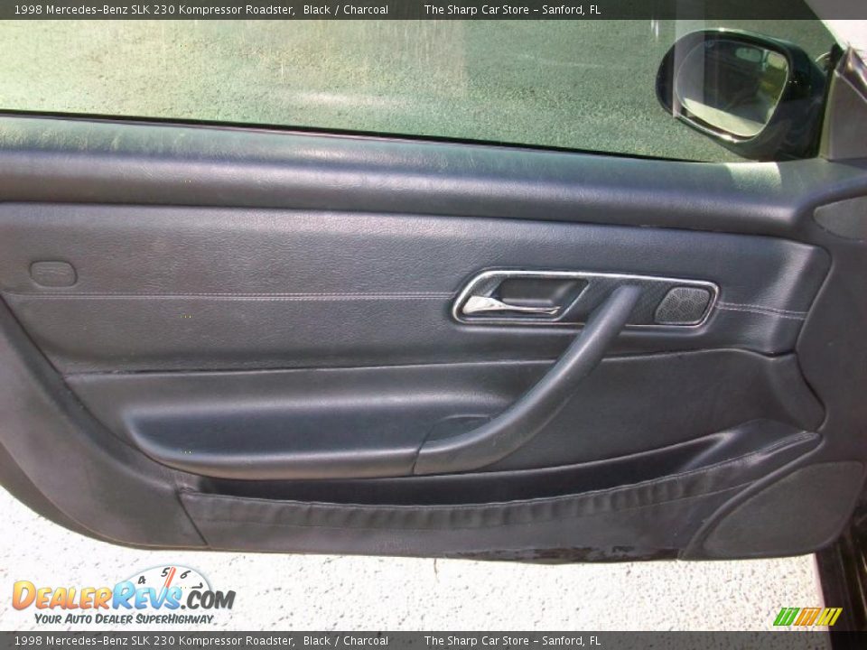 1998 Mercedes-Benz SLK 230 Kompressor Roadster Black / Charcoal Photo #8