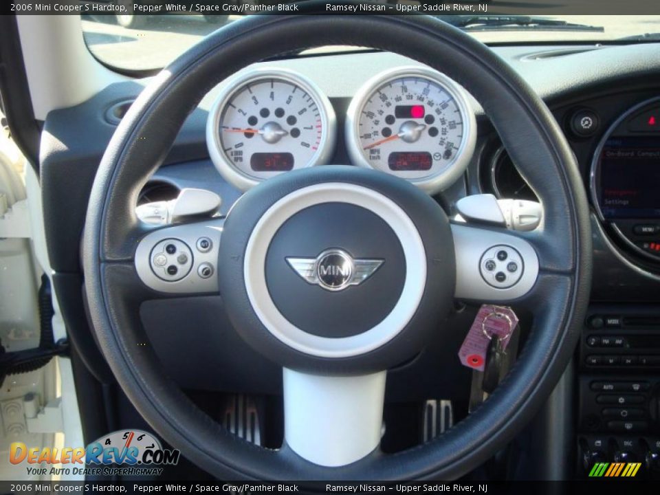 2006 Mini Cooper S Hardtop Pepper White / Space Gray/Panther Black Photo #34