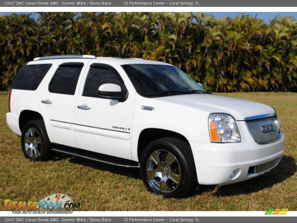 2007 GMC Yukon Denali AWD Summit White / Ebony Black Photo #2