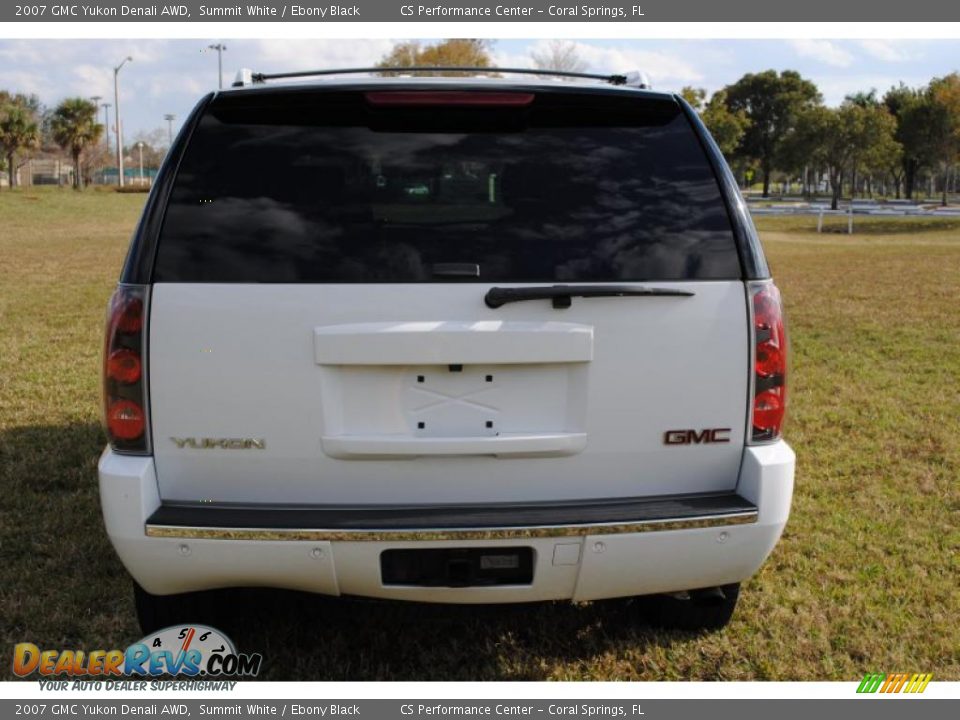 2007 GMC Yukon Denali AWD Summit White / Ebony Black Photo #7