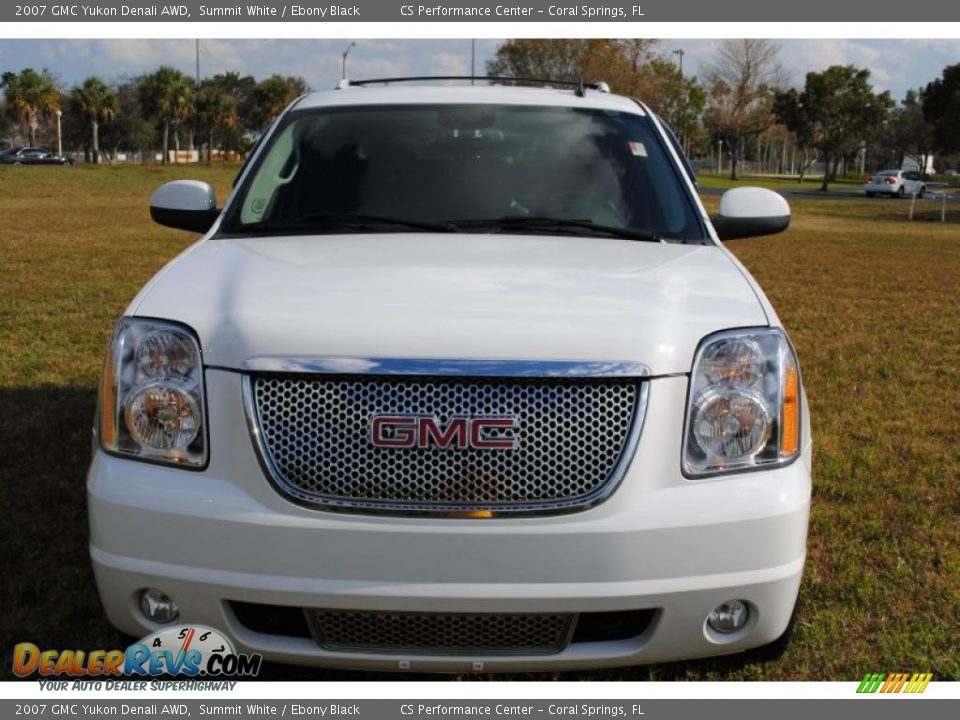 2007 GMC Yukon Denali AWD Summit White / Ebony Black Photo #8