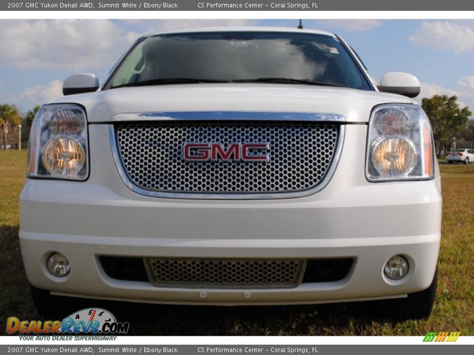 2007 GMC Yukon Denali AWD Summit White / Ebony Black Photo #9