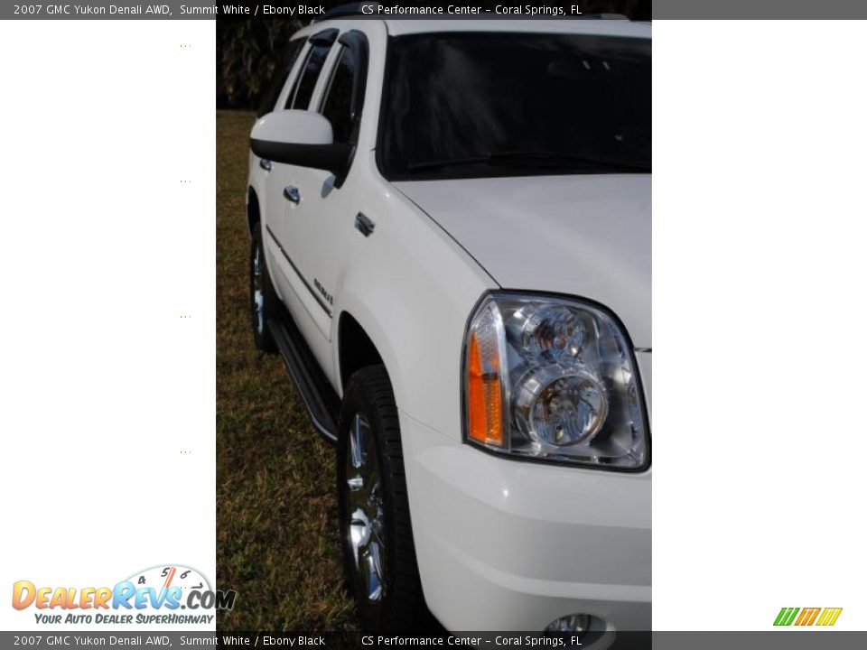 2007 GMC Yukon Denali AWD Summit White / Ebony Black Photo #10