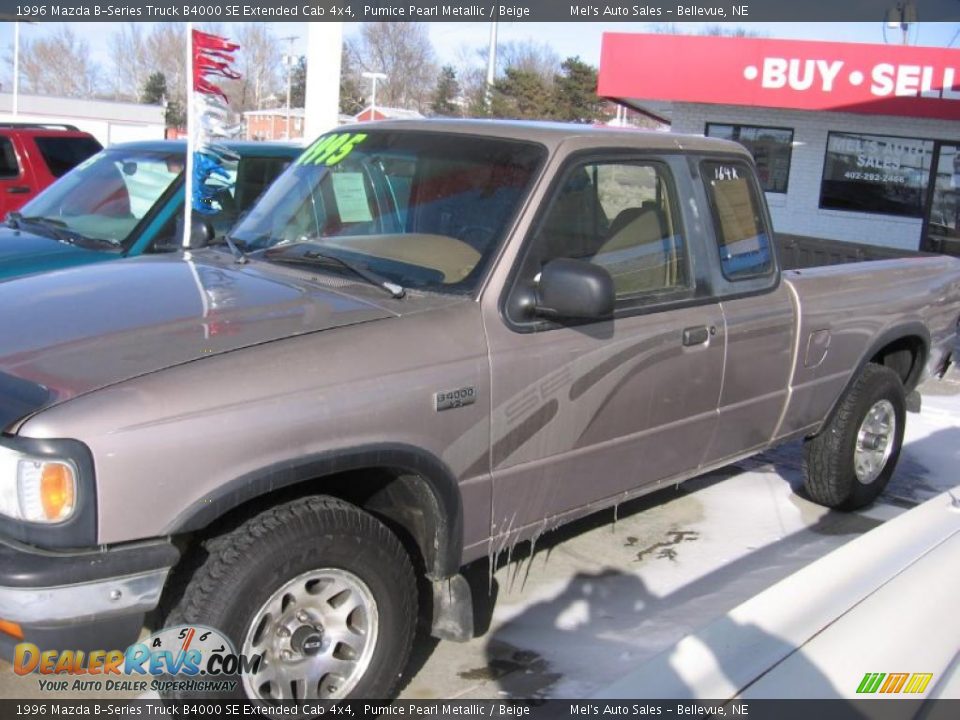 1996 Mazda B-Series Truck B4000 SE Extended Cab 4x4 Pumice Pearl Metallic / Beige Photo #3