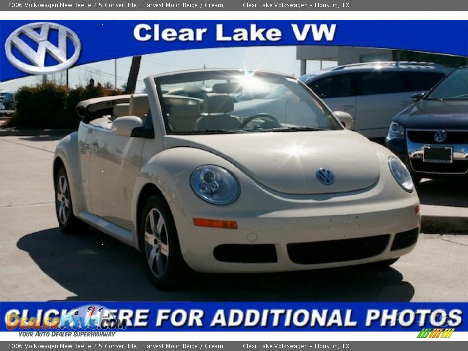 2006 Volkswagen New Beetle 2.5 Convertible Harvest Moon Beige / Cream Photo #1