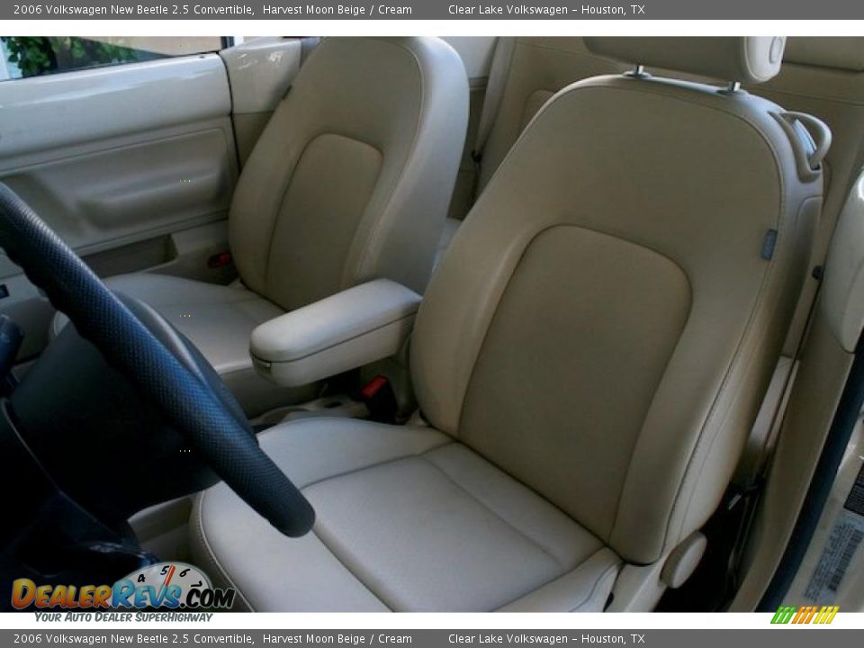 2006 Volkswagen New Beetle 2.5 Convertible Harvest Moon Beige / Cream Photo #7