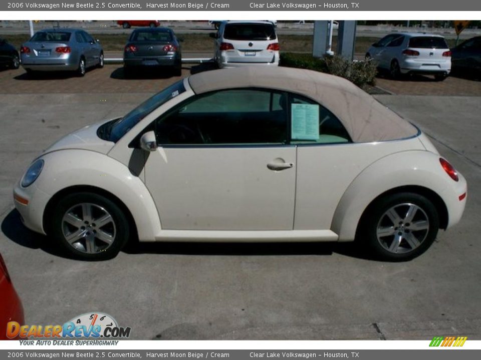 2006 Volkswagen New Beetle 2.5 Convertible Harvest Moon Beige / Cream Photo #13